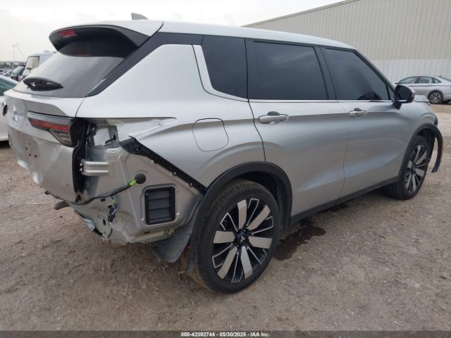 JA4J3VA81SZ015726 Mitsubishi Outlander Se 2.5 2wd