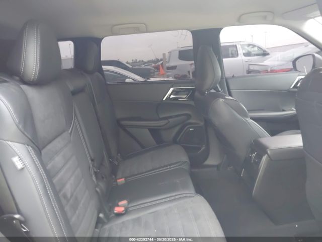 JA4J3VA81SZ015726 Mitsubishi Outlander Se 2.5 2wd