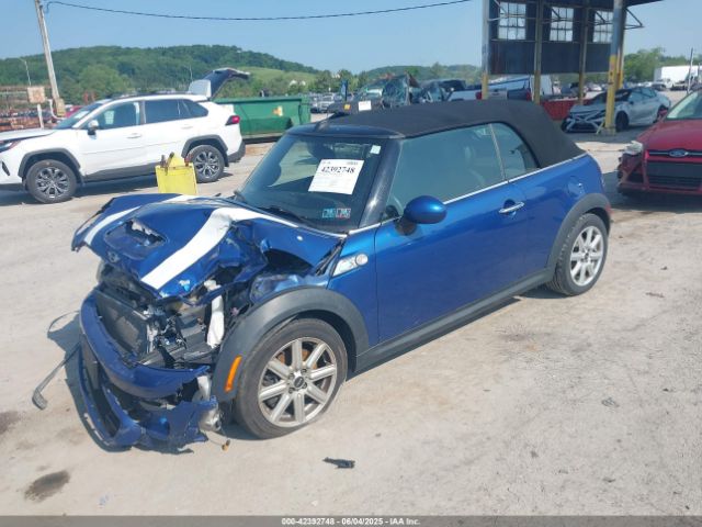 2013 MINI CONVERTIBLE WMWZP3C5XDT705613 Photo 1