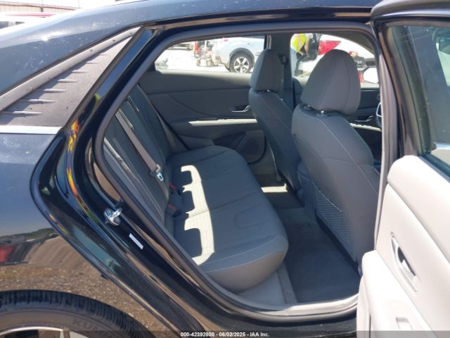 2022 HYUNDAI ELANTRA KMHLN4AG6NU331761 Photo 7