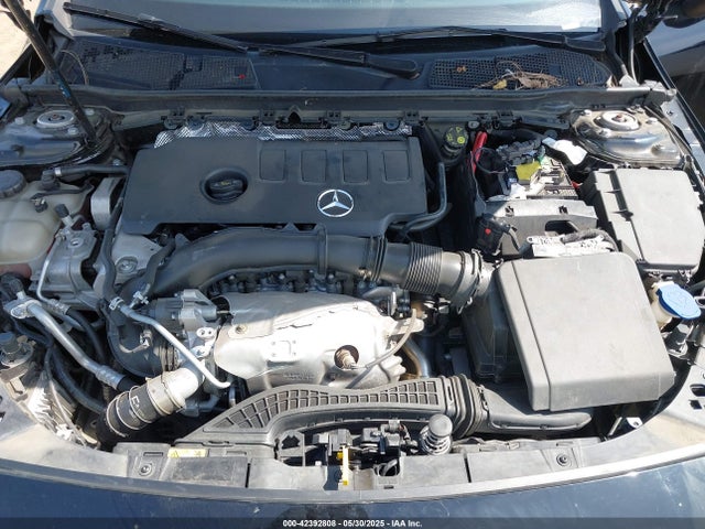 W1K5J4GB0MN189958 Mercedes-Benz m260