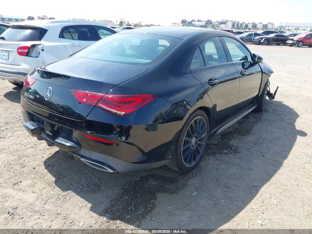 W1K5J4GB0MN189958 Mercedes-Benz m260
