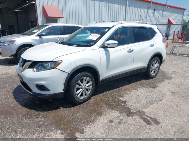Nissan ROGUE SV 2016 KNMAT2MV1GP675886 Image 2