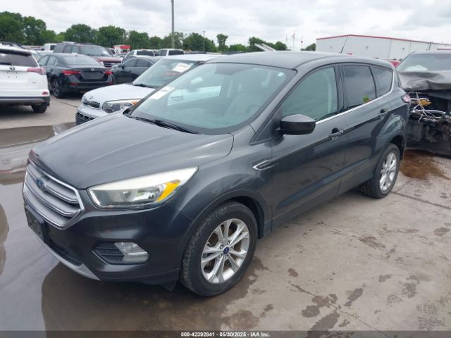 1FMCU0GD4HUE76469 Ford ESCAPE SE