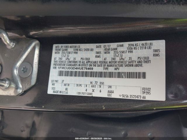 1FMCU0GD4HUE76469 Ford ESCAPE SE