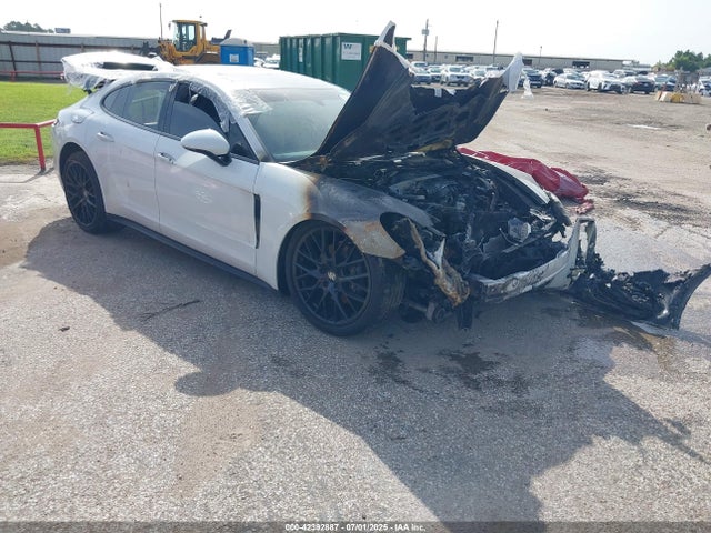 2017 PORSCHE PANAMERA WP0AA2A7XHL101095 Photo 0