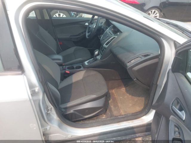 1FADP3F20EL449133 Ford FOCUS SE