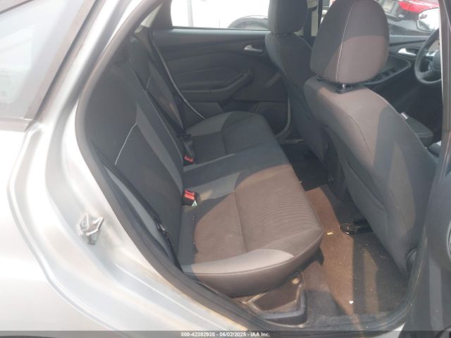 1FADP3F20EL449133 Ford FOCUS SE