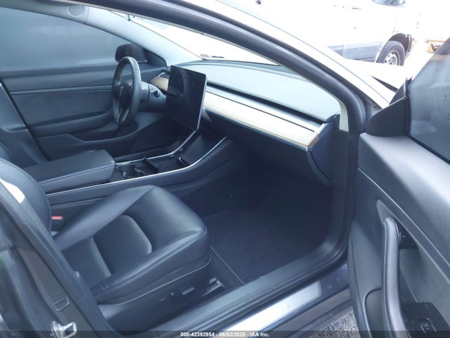 2020 TESLA MODEL 3 5YJ3E1EA6LF740728 Photo 4
