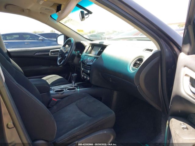 5N1AR2MN4EC719930 Nissan Pathfinder Sv