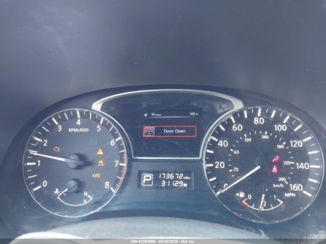 5N1AR2MN4EC719930 Nissan Pathfinder Sv