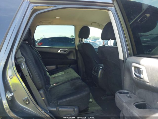 5N1AR2MN4EC719930 Nissan Pathfinder Sv