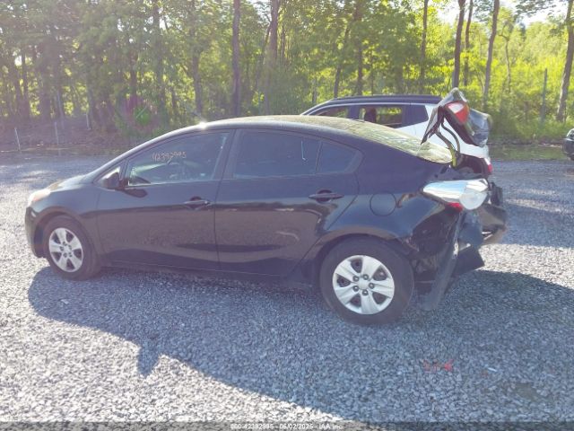 KNAFK4A65F5338985 KIA FORTE LX