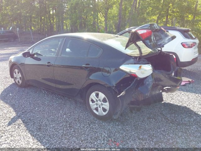KNAFK4A65F5338985 KIA FORTE LX