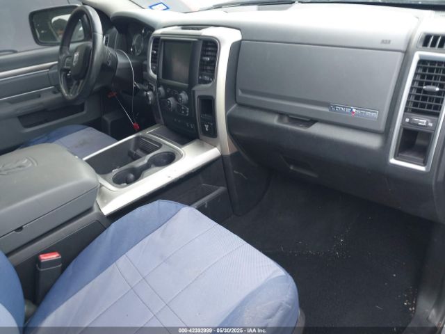 2016 RAM 1500 1C6RR6LT7GS262612 Photo 4
