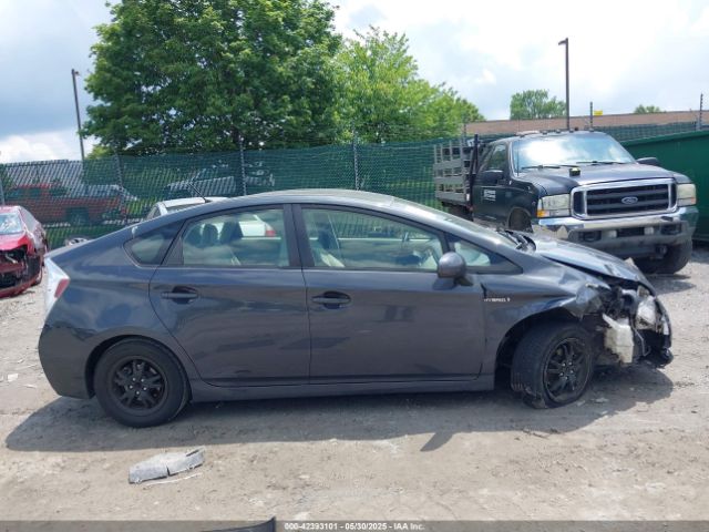 JTDKN3DUXE0368475 Toyota Prius