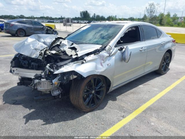 58AGA1C12NU017473 Lexus Es 300h F Sport