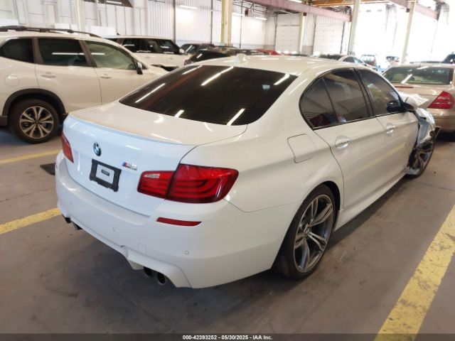 2013 BMW M5 WBSFV9C57DC774122 Photo 3