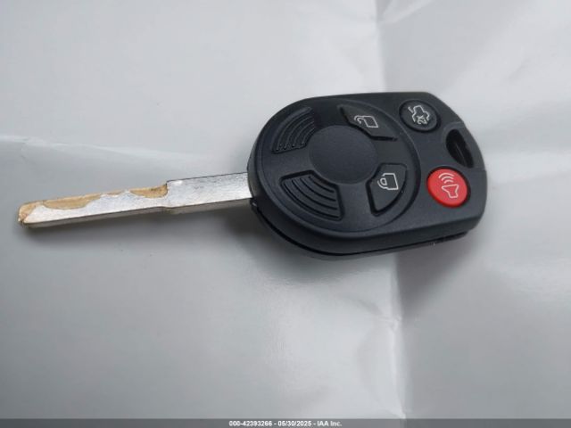 1FMCU9GD2JUB06695 Ford ESCAPE SE