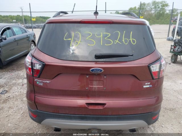 1FMCU9GD2JUB06695 Ford ESCAPE SE