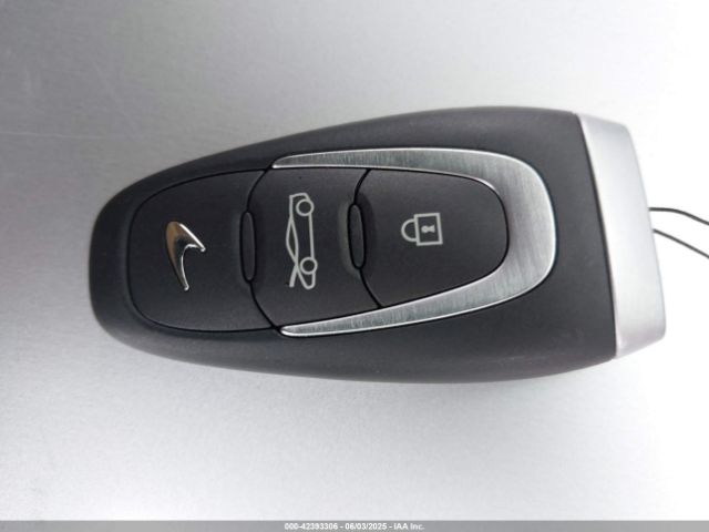 2023 MCLAREN ARTURA SBM16AEA4PW001807 Photo 10