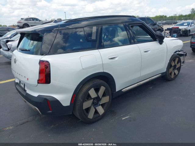 2025 MINI COUNTRYMAN WMZ23GA06S7R31166 Photo 3