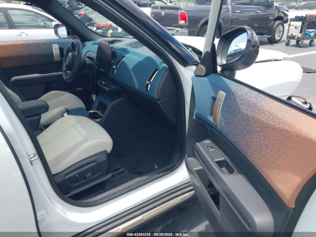 2025 MINI COUNTRYMAN WMZ23GA06S7R31166 Photo 4