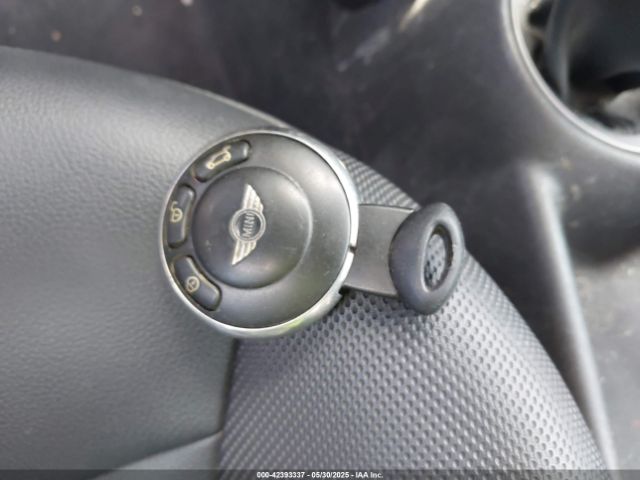 2011 MINI COOPER WMWSU3C58BT182728 Photo 10