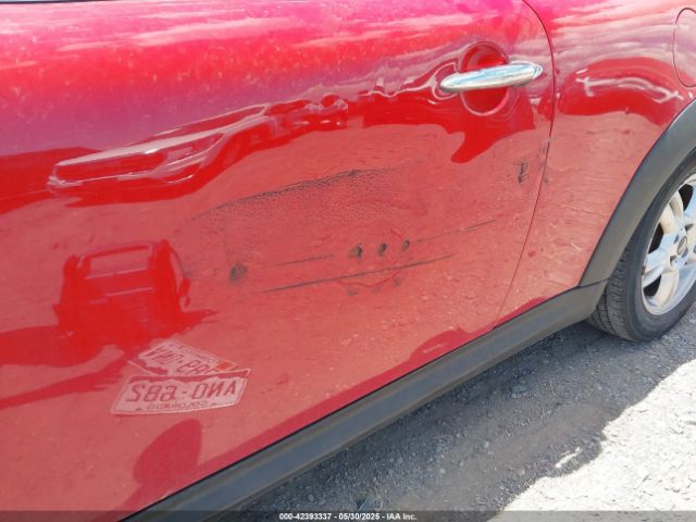 2011 MINI COOPER WMWSU3C58BT182728 Photo 5
