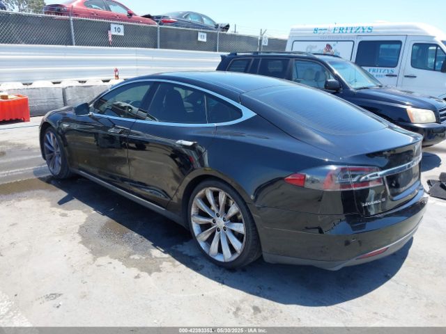 2015 TESLA MODEL S 5YJSA1E19FF105188 Photo 2
