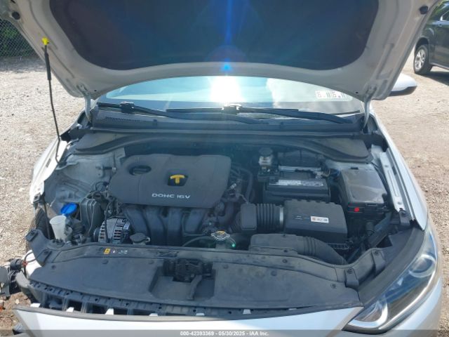 5NPD84LF3JH374205 Hyundai ELANTRA SEL
