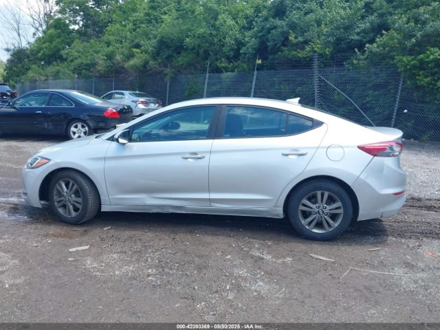 5NPD84LF3JH374205 Hyundai ELANTRA SEL