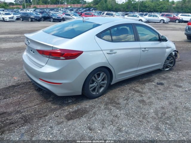 5NPD84LF3JH374205 Hyundai ELANTRA SEL