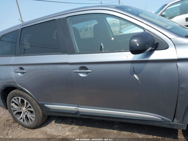 JA4AZ3A3XGZ049548 Mitsubishi Outlander Es