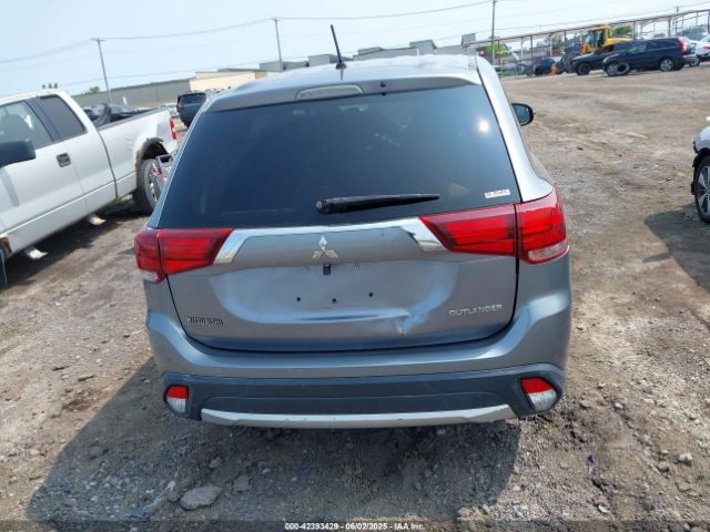 JA4AZ3A3XGZ049548 Mitsubishi Outlander Es