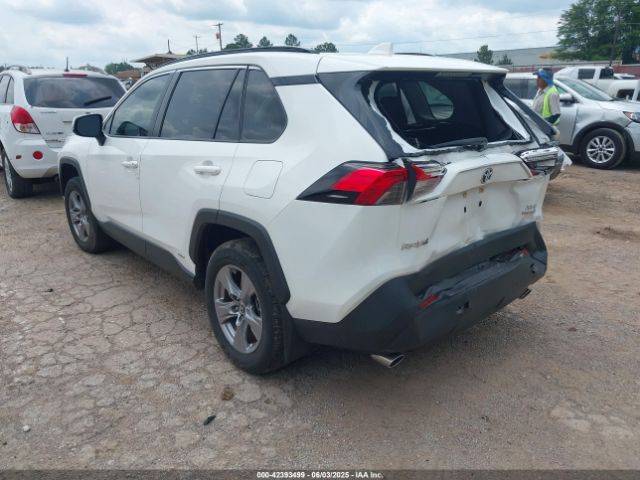 2022 TOYOTA RAV4 HYBRID JTMRWRFV3NJ055556 Photo 2