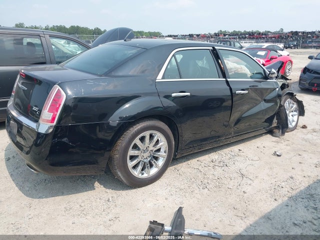 Chrysler 300 2014 2C3CCAEG0EH181026 Image 4