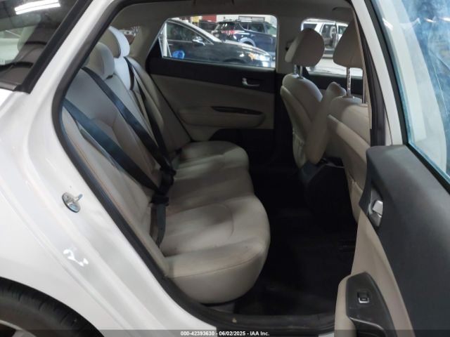 5XXGT4L3XJG267567 KIA Optima Lx