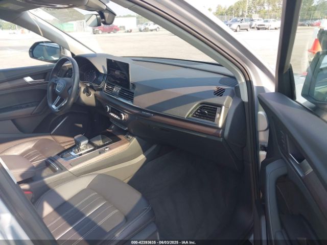 2021 AUDI Q5 WA1AAAFY4M2004691 Photo 4