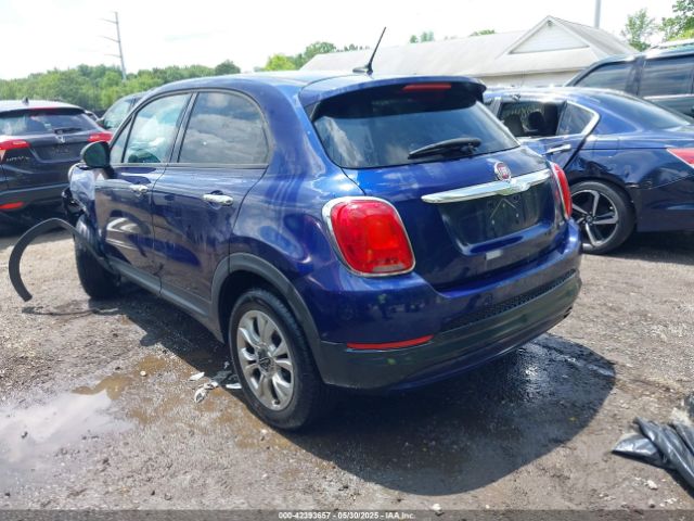 2016 FIAT 500X ZFBCFYBT0GP337641 Photo 2