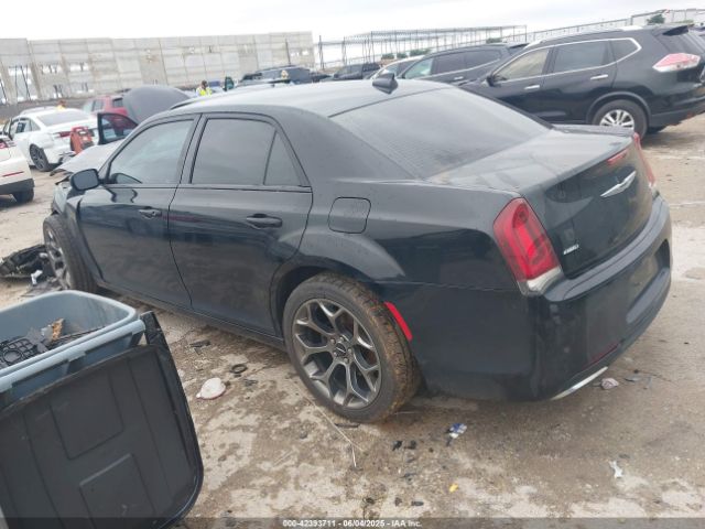 2016 CHRYSLER 300 2C3CCAGG9GH208871 Photo 2