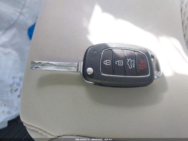 5NPE24AF9KH775557 Hyundai SONATA SE