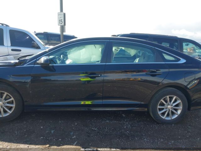 5NPE24AF9KH775557 Hyundai SONATA SE