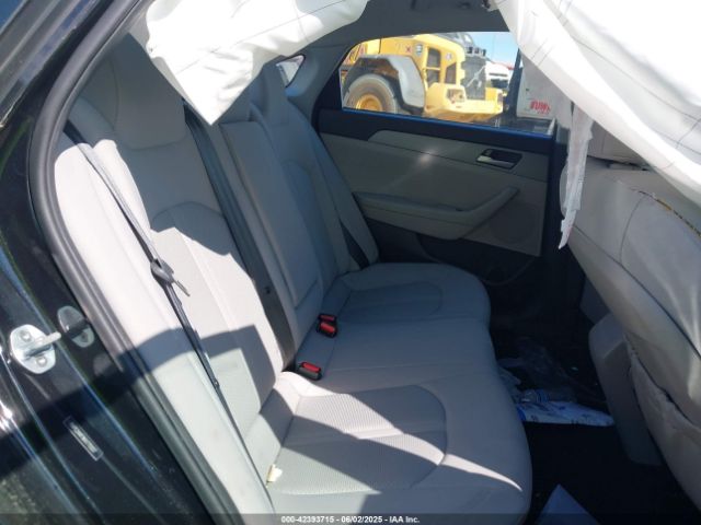 5NPE24AF9KH775557 Hyundai SONATA SE