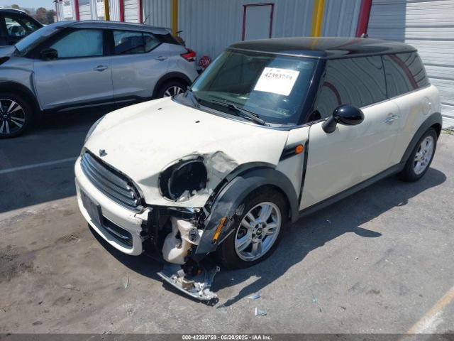 2011 MINI COOPER WMWSU3C58BT093466 Photo 1