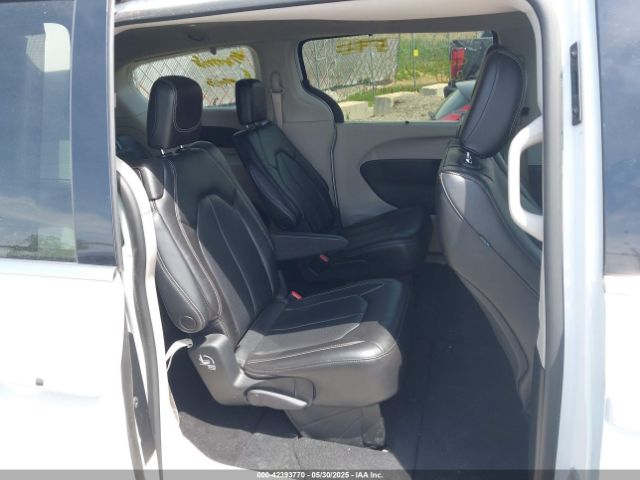 2C4RC1BG5PR601256 Chrysler Pacifica Touring L