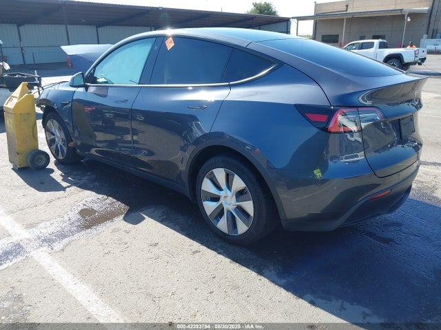 5YJYGDEE5MF066948 Tesla Model Y