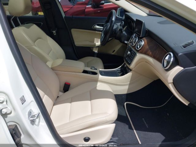 2015 MERCEDES-BENZ GLA 250 WDCTG4GB5FJ073496 Photo 4