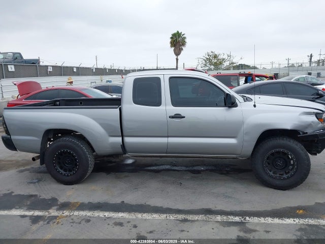 Toyota 2tr-fe 2015 5TFTX4CN2FX061728 Image 13