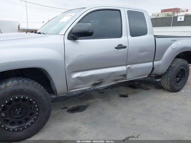 Toyota 2tr-fe 2015 5TFTX4CN2FX061728 Image 6